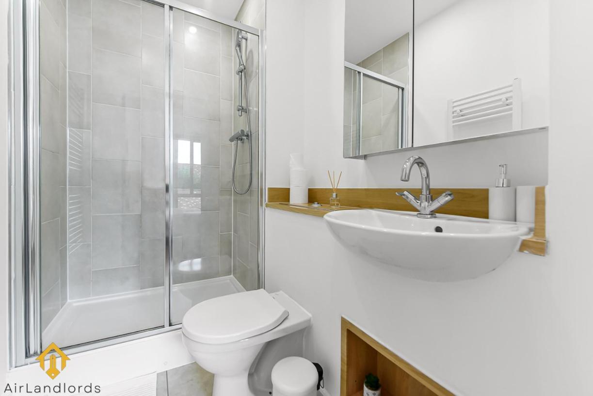 Exclusive 3 Bed 3Bath Penthouse Near Canary Wharf London Exteriör bild