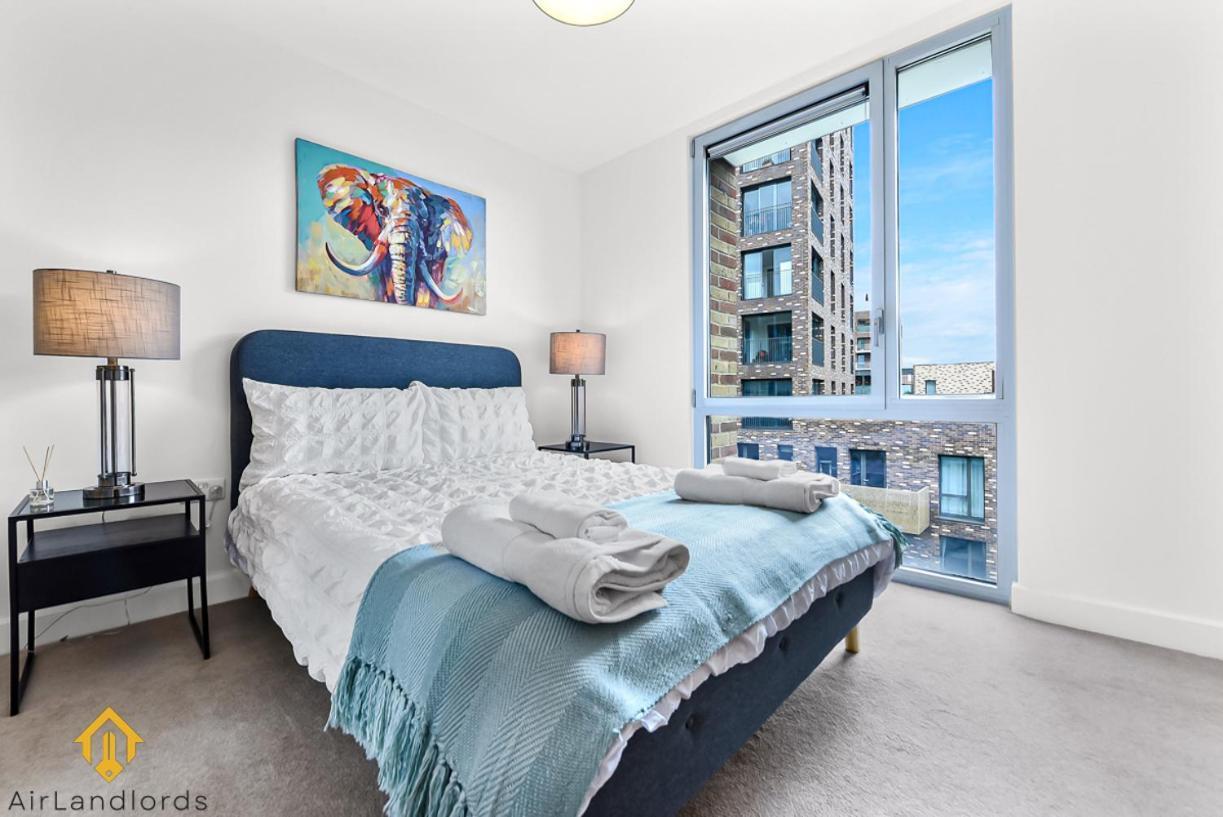Exclusive 3 Bed 3Bath Penthouse Near Canary Wharf London Exteriör bild