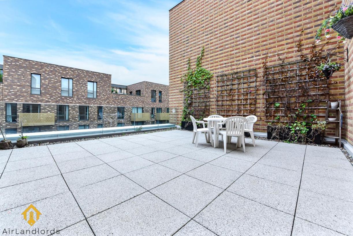 Exclusive 3 Bed 3Bath Penthouse Near Canary Wharf London Exteriör bild